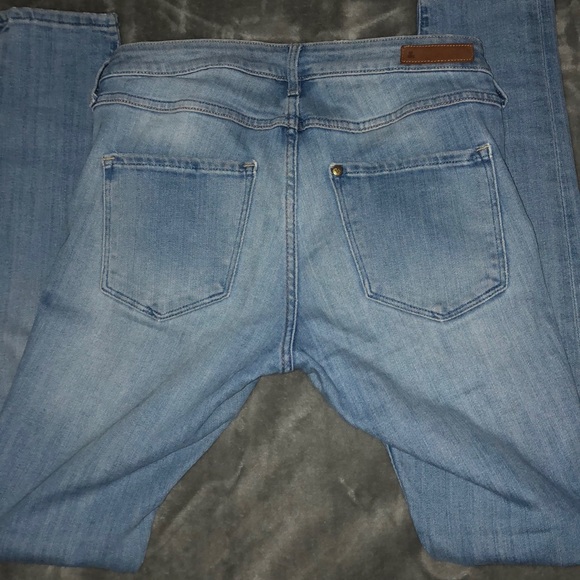 Light blue h&m skinny jeans - Picture 6 of 6